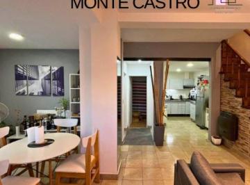 Casa de 3 ambientes, Monte Castro · Venta Excelente Casa de 3 Ambientes en Dos Plantas con Quincho Parrilla y Terraza Propia