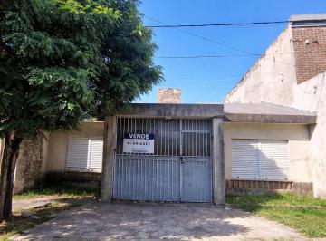 Casa · 251m² · 3 Ambientes · 1 Cochera · Casa en San Nicolas de Los Arroyos