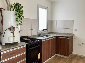 Departamento de 2 ambientes, Córdoba · ¡Imperdible - Depto en Alquiler - 500.000 Pesos - Av Colón: 1 Dormitorio, 1 Baño, Balcon y Mucho Mas!
