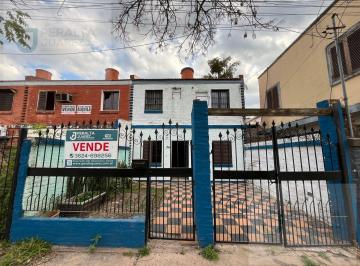 Casa · 105m² · 4 Ambientes · 1 Cochera · Casa en Venta 3 Dorm. Brown 2700