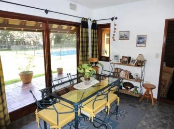 Casa de 6 ambientes, Pilar · Casa de Categoría en Pilar del Lago, Frente Al Golf y Al Lago