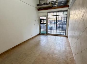 Local comercial · 65m² · 2 Ambientes · Alquiler Local Comercial en Caballito Sobre Av