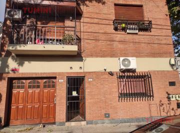 PH · 110m² · 5 Ambientes · PH Al Frente, 5 Ambientes, Patio y Terraza en Vélez Sarsfield – Sin Expensas.
