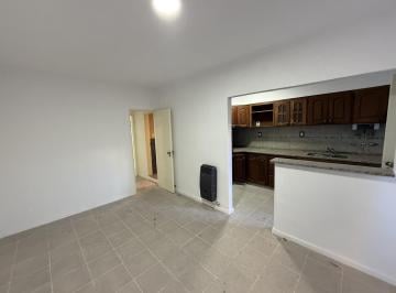 Departamento · 49m² · 3 Ambientes · Departamento 2 Dorm. Alquiler - Barrio Lourdes