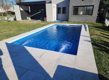 Casa · 117m² · 5 Ambientes · 3 Cocheras · Casa en Venta en Santa Emilia, Pilar del Este, Pilar