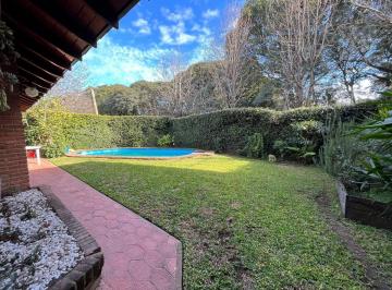 Casa · 270m² · 5 Ambientes · 1 Cochera · Casa en Venta en Vicente Lopez
