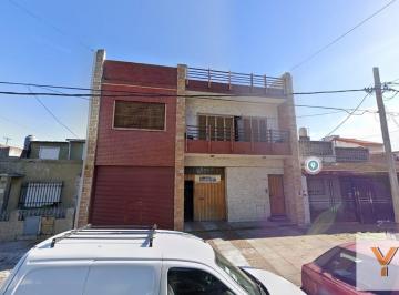 Departamento · 350m² · 6 Ambientes · Departamento en Venta - 3 Dorm. 2 Baños - 350 m² - Ramos Mejia