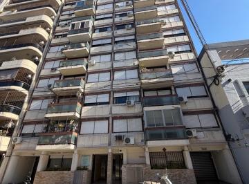 Departamento · 77m² · 4 Ambientes · Departamento - Centro