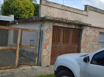 Casa · 100m² · 3 Ambientes · Casa en Venta - 2 Dorm. 1 Baño - Etcheverry