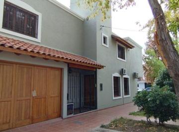 Casa · 130m² · 5 Ambientes · 1 Cochera · Venta - Casa Dos Plantas - Godoy Cruz - Mendoza