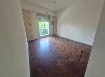Departamento · 49m² · 3 Ambientes · Alquiler 3amb Villa Gral. Mitre, Frente C/balcon