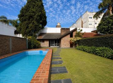 Casa · 307m² · 5 Ambientes · 2 Cocheras · Venta Casa 4 Amb Parque Pileta Parrilla Castelar
