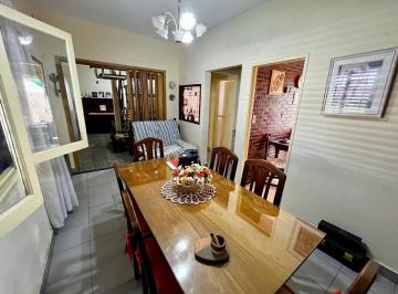 Casa · 94m² · 4 Ambientes · Venta Casa 4 Amb. Don Bosco C/patio Apta Crédito
