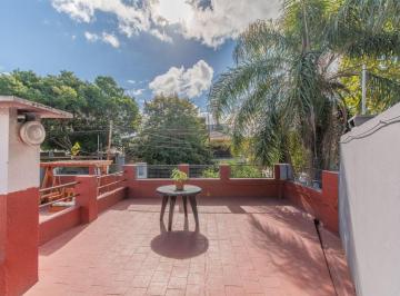 Casa · 143m² · 5 Ambientes · Venta PH Tipo Casa 5 Amb C/patio y Terraza Propia