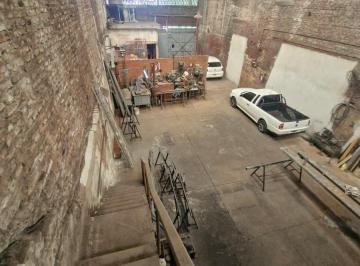 Bodega-Galpón · 275m² · Venta Galpon en Valentin Alsina