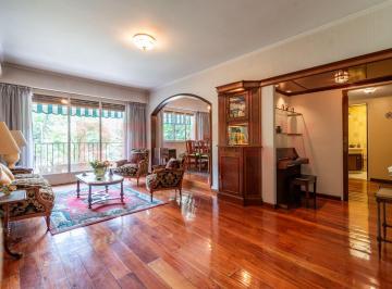 Departamento · 172m² · 5 Ambientes · Venta 2 Deptos 3 y 2 Amb Pza Misericordia, Flores