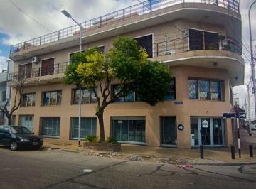 PH · 146m² · 4 Ambientes · Venta Casa PH Sarandi Avellaneda Acha y Madariaga