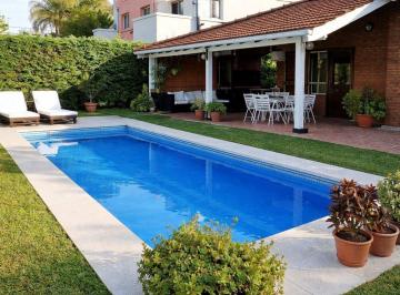 Casa · 135m² · 4 Ambientes · 1 Cochera · Casa 4 Amb Country Club Privado Loma Verde Apta Cr