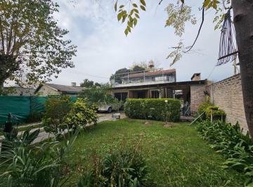 Casa · 149m² · 6 Ambientes · 3 Cocheras · Casa en Venta 6 Amb Garin Cochera - Jardín - Terraza