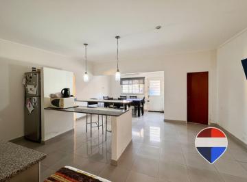 Casa · 160m² · 5 Ambientes · 1 Cochera · Casa en Venta, La Plata