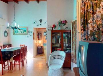 Casa · 62m² · 4 Ambientes · Venta Casa 2 Ambientes C Dependencia a Reciclar