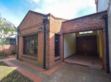 Casa · 113m² · 4 Ambientes · 1 Cochera · Venta Casa 4amb, Apta Credito, Barrio El Gaucho
