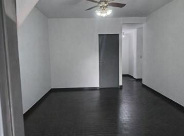 Departamento · 33m² · 2 Ambientes · 1 Cochera · 2 Amb. Balcón y Cochera a m. de Parque Saavedra