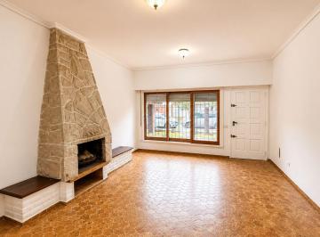 Casa · 89m² · 4 Ambientes · 1 Cochera · Alquiler de Casa 4 Amb Cochera y Patio - Quilmes