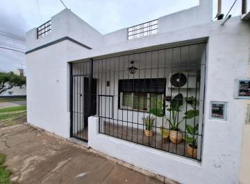 Casa · 83m² · 3 Ambientes · Venta Casa 3 Ambi Padua Patio Terraza Apto Crédito