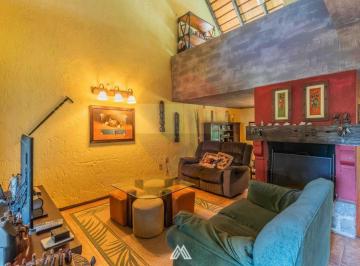 Casa · 255m² · 6 Ambientes · 1 Cochera · Venta, Casa 3 Dorm. con Piscina, Solymar