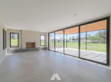 Casa · 260m² · 4 Ambientes · 2 Cocheras · Venta Casa Altos de La Tahona 3 Dor + Serv Piscina