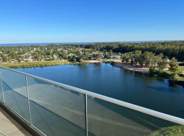 Departamento · 254m² · 6 Ambientes · 1 Cochera · Venta Penthouse Duplex Carrasco Boating a Estrenar