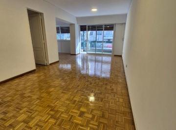 Departamento de 5 ambientes, Recoleta · Hermoso Departamento de 5 Ambientes en Recoleta de 140 m