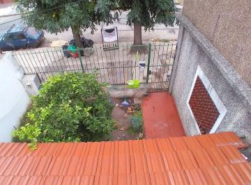 Casa · 112m² · 3 Ambientes · 1 Cochera · Casa 3 Amb Venta Avellaneda con Coch Patio Terraza