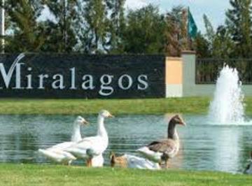 Terreno · 1560m² · Lote en Venta en Miralagos