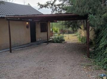 Casa · 110m² · 4 Ambientes · 1 Cochera · Alquiler Casa Quincho Lujan Perdriel Mendoza