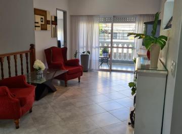 PH · 84m² · 4 Ambientes · PH en Venta - 3 Dorm. 2 Baños - 104 m² - Ramos Mejía, La Matanza