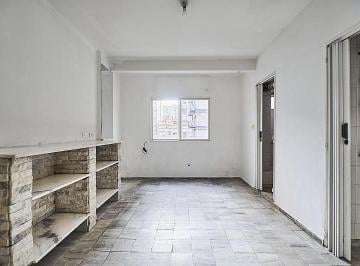 Departamento · 18m² · 1 Ambiente · Departamento Monoambiente Luminoso Buen Estado en Recoleta