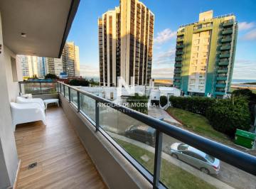 Foto1 · En Venta Apartamento Impecable de 2 Dorm. en Playa Brava, Punta del Este
