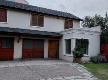 Casa de 6 ambientes, Córdoba · Casa Alquiler Housing Rafael Nuñez