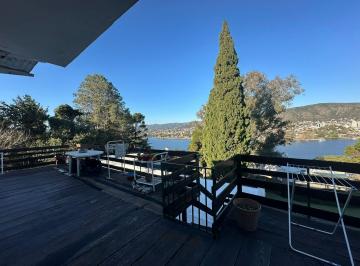 Departamento · 75m² · 5 Ambientes · 1 Cochera · Departamento en Venta en Villa Carlos Paz con Vista Al Lago