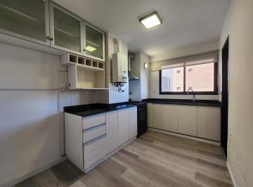 Departamento · 52m² · 3 Ambientes · Alquiler Departamento de Dos Dorm. con Balcon Al Frente