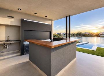 AMN-AMN-4033_2 · Casa en Venta en Puertos del Lago Vistas - Escobar