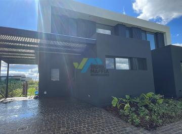 Casa · 370m² · 7 Ambientes · 2 Cocheras · Casa en Alquiler en Costas, Puertos, Escobar