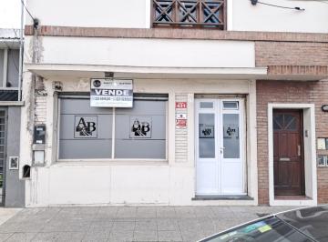 Local comercial · 152m² · Local en Villa Primera