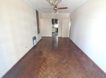 Departamento · 55m² · 5 Ambientes · 1 Cochera · Departamento en Alquiler de 2 Dorm. con Cochera