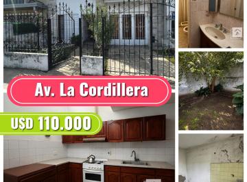 Casa de 11 ambientes, Córdoba · Casa en Zona Privilegiada - Bo. Alejandro Centeno, Av La Cordillera