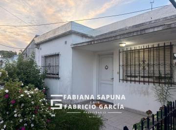 Casa · 315m² · 3 Ambientes · 1 Cochera · Venta Casa PH 3 Ambientes Apto Credito - Burzaco