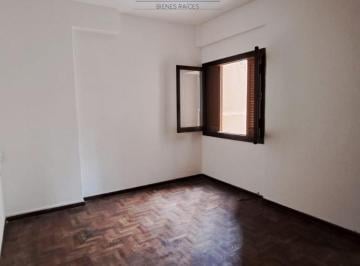 Departamento de 3 ambientes, Córdoba · Bº Alberdi 2 Dormitrorios Calle Mendoza 237 Entre Av Colón y Calle Santa Rosa