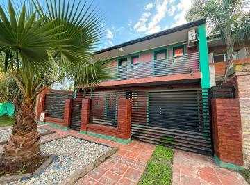 Casa · 200m² · 7 Ambientes · 2 Cocheras · Casa en Venta en Sauce Viejo! Jorge Newbery
